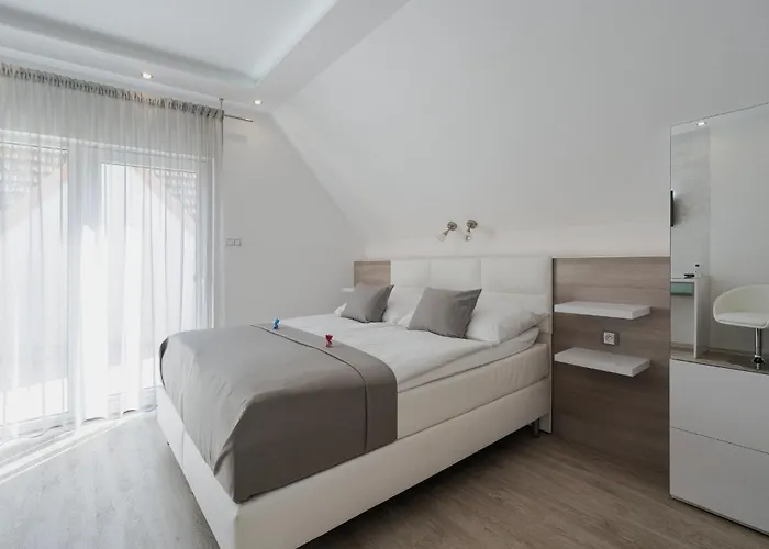 Malva Πανσιόν 4*